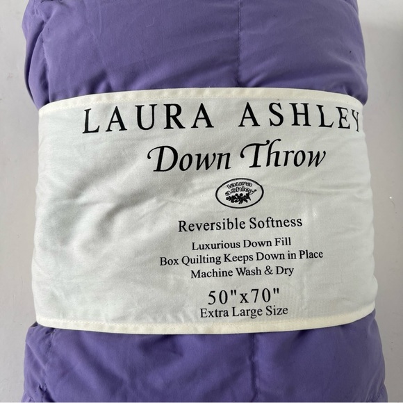 LAURA ASHLEY Luxurious Down Throw - Picture 3 of 5